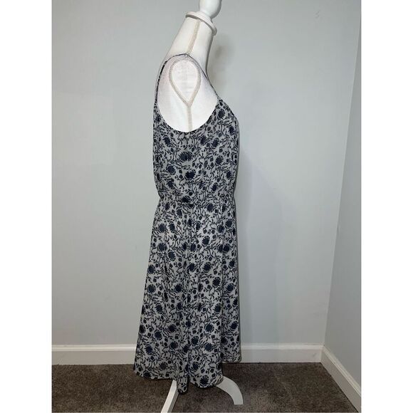 NEW! Women’s Blue Floral Spaghetti Strap Dress size LP Ann Taylor - Picture 3 of 10